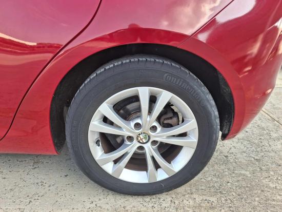 11alfa-romeo alfa-romeo alfa-romeo's images